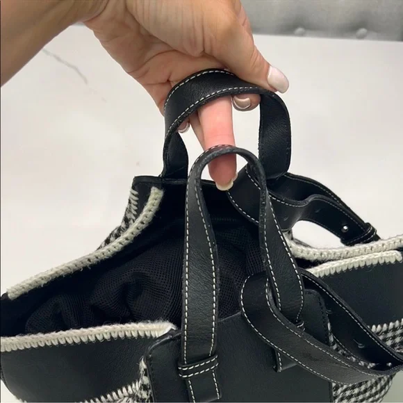 Loewe Hammock Tweed Black/White Small Tote Bag with Classic Checkered Pattern - Picture 3 of 16